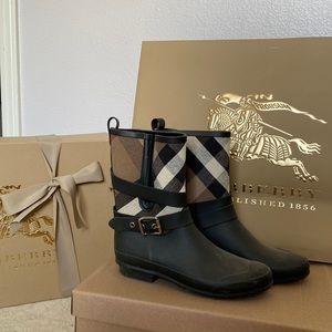 Burberry rain boots
